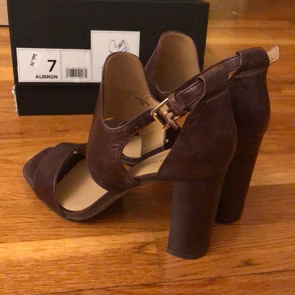 Block High Heel Shoes - Picture 3 of 8